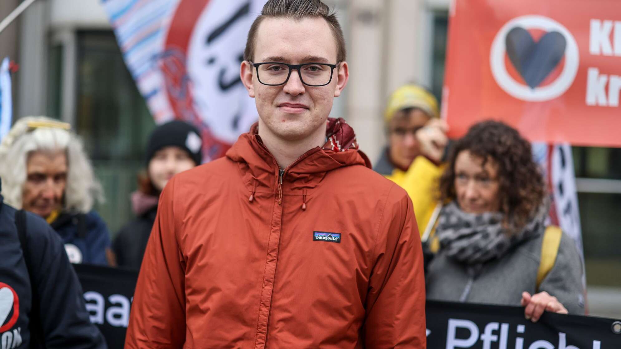 Klebe-Proteste: Prozess gegen Klima-Aktivisten