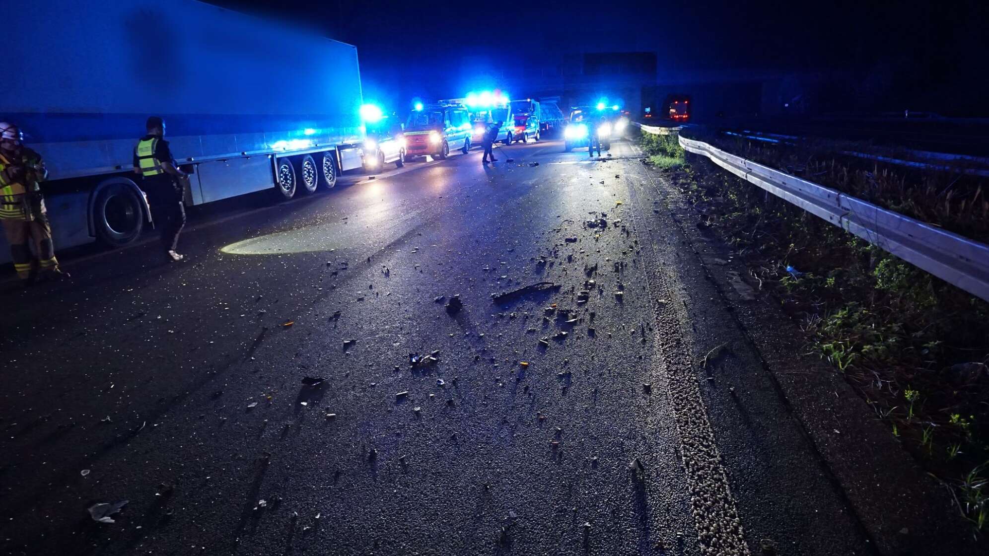Unfall auf A3 bei Ratingen mit mehreren Verletzten
