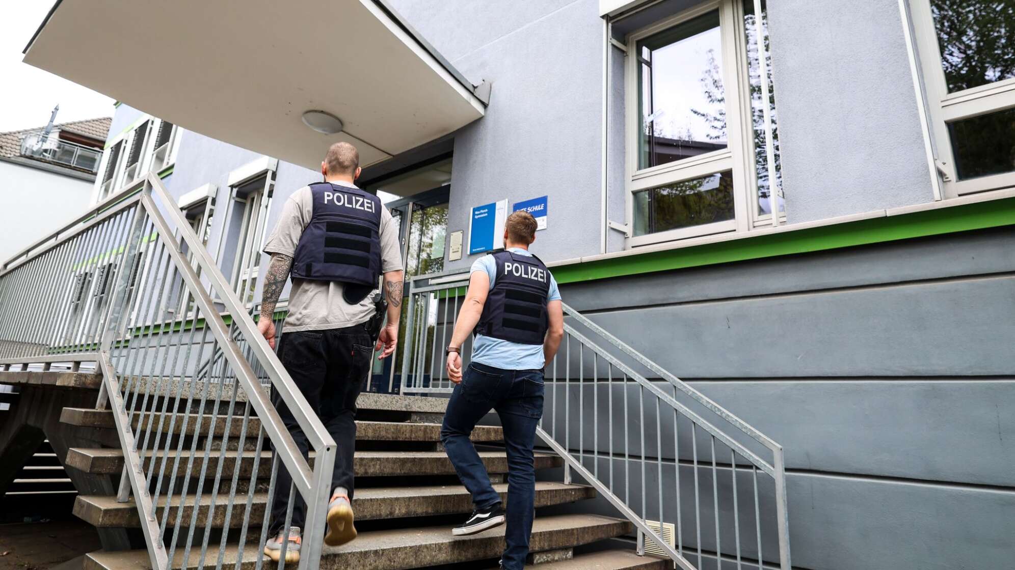 Polizeieinsatz an Gymnasium wegen rechtsradikalem Schreiben