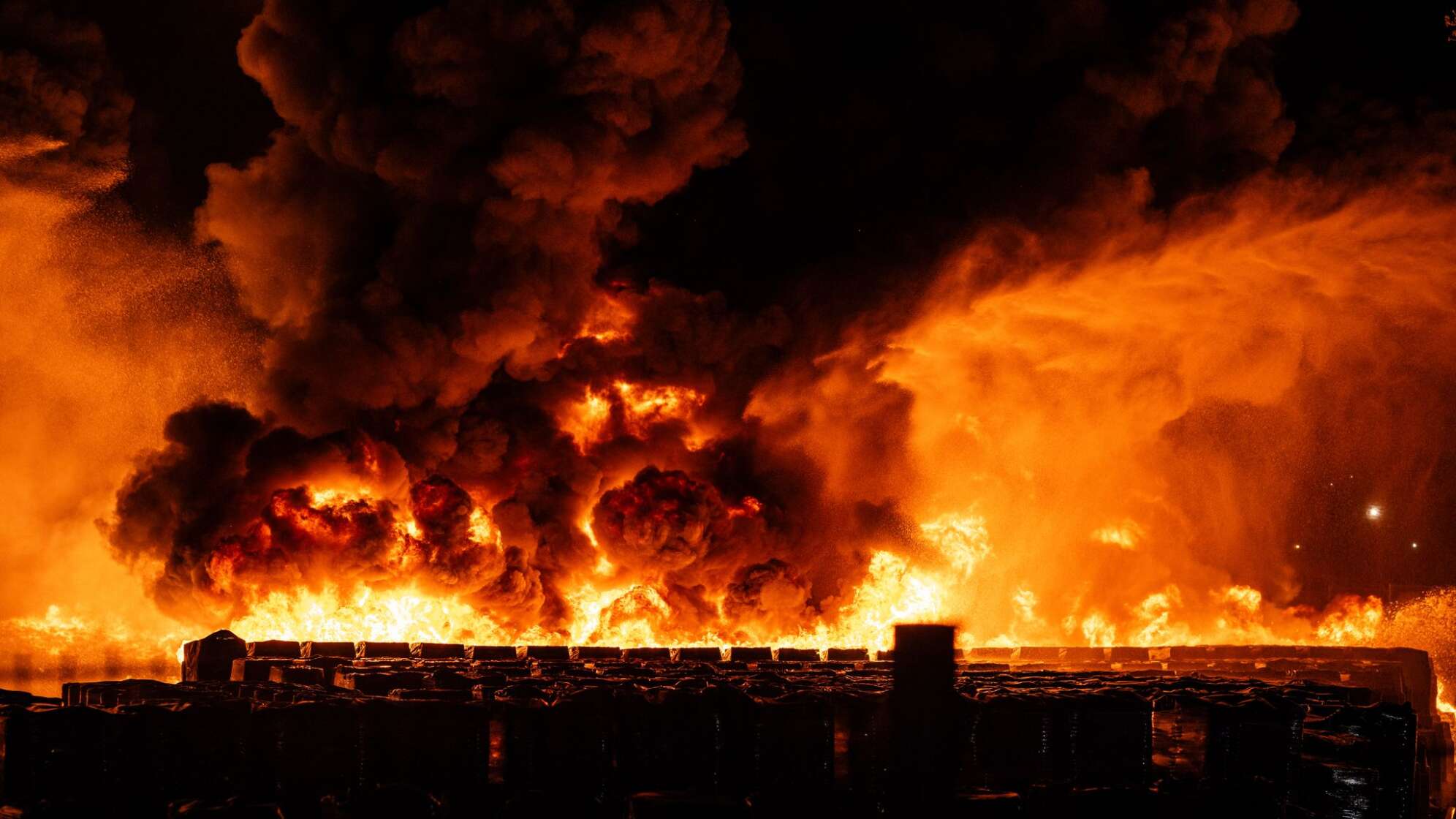 Großbrand in Gewerbegebiet Ahlen