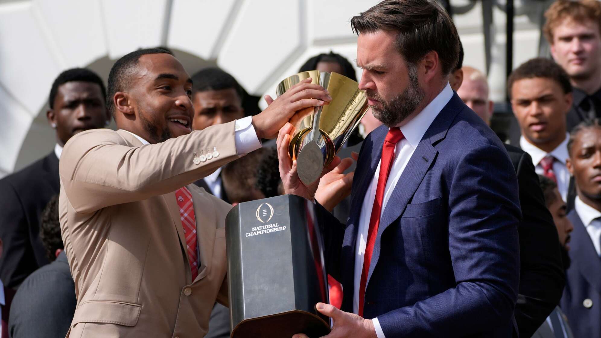 US-Präsident Trump empfängt College Football National Champions