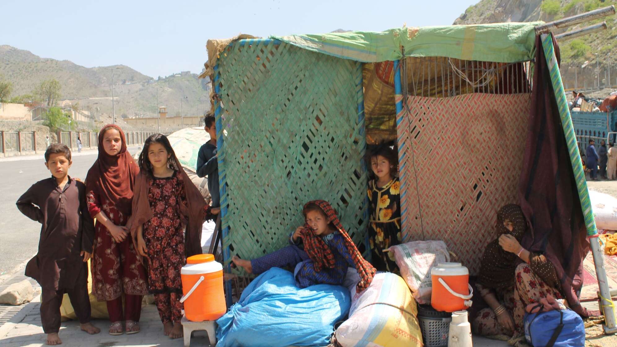 Pakistan schiebt Afghanen ab