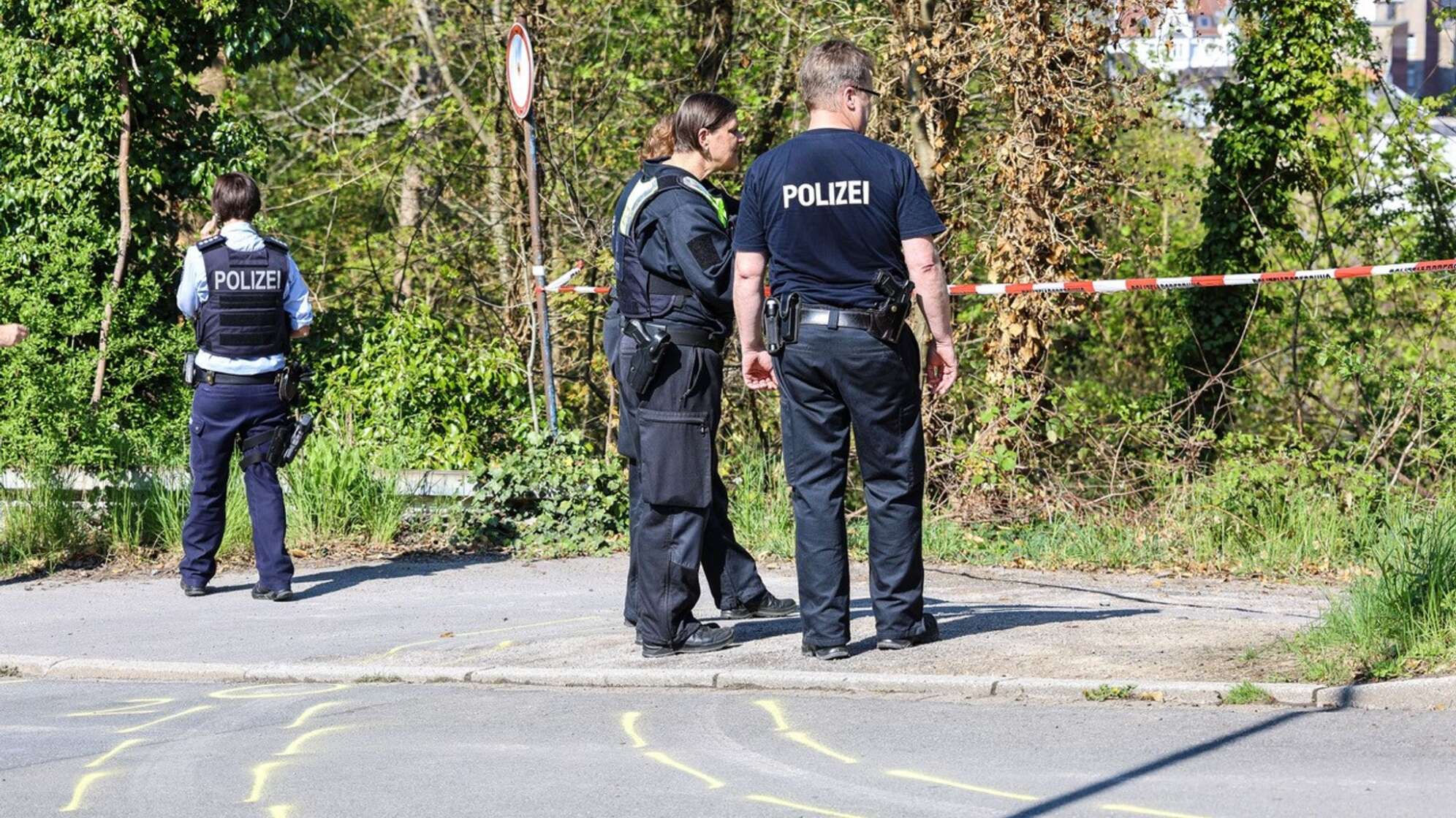 Tote Seniorin gefunden - mögliche Unfallflucht