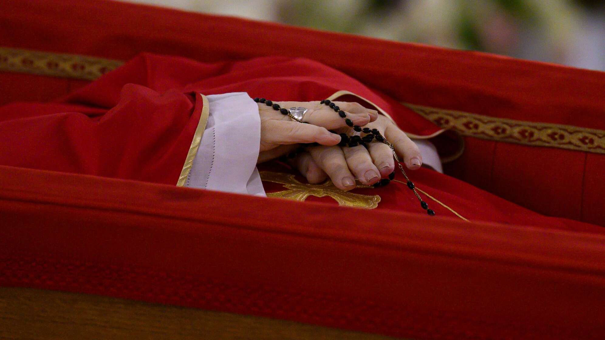 Papst Franziskus gestorben - Aufbahrung im Vatikan