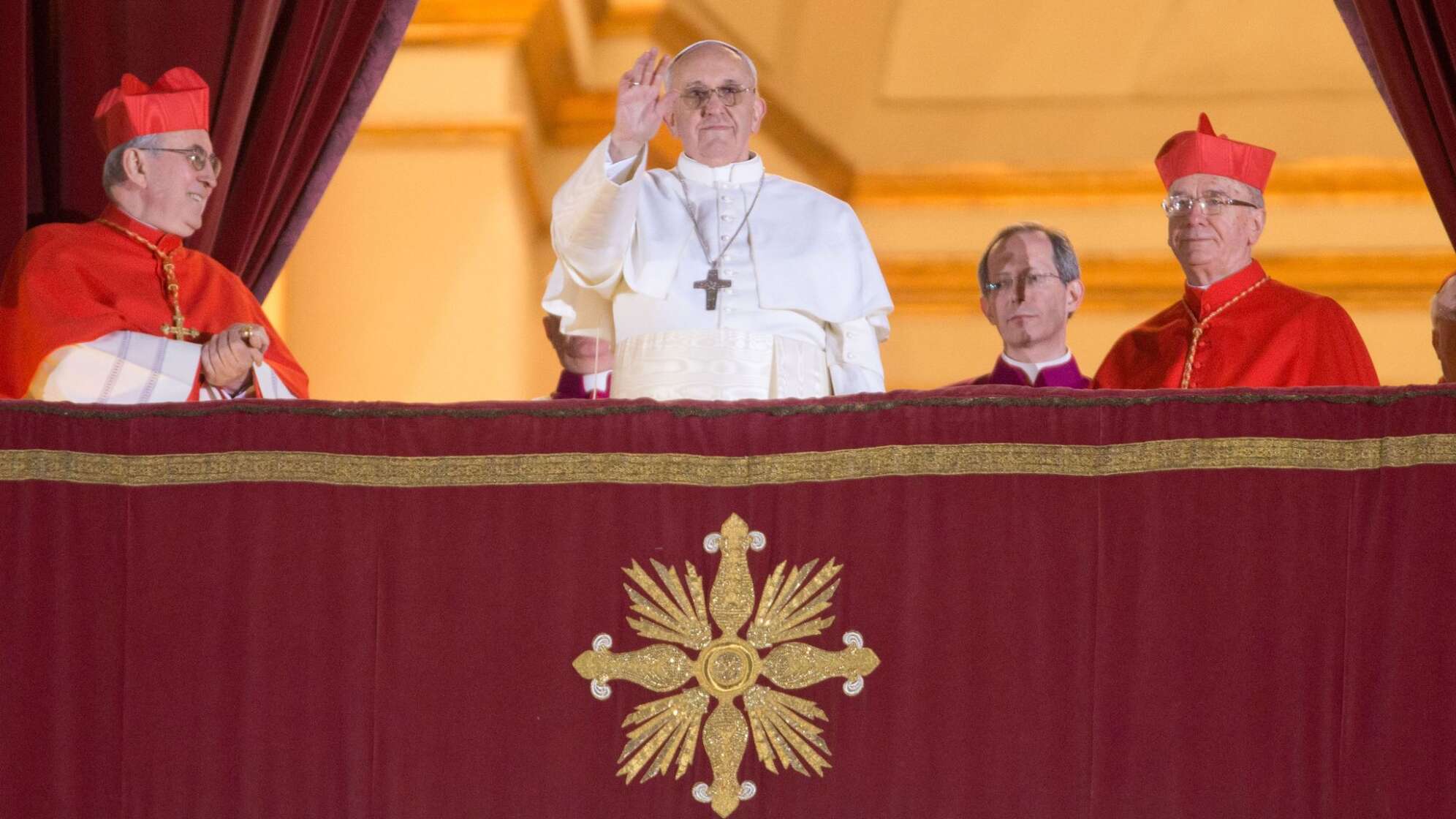 Kardinal Bergoglio ist der neue Papst Franziskus