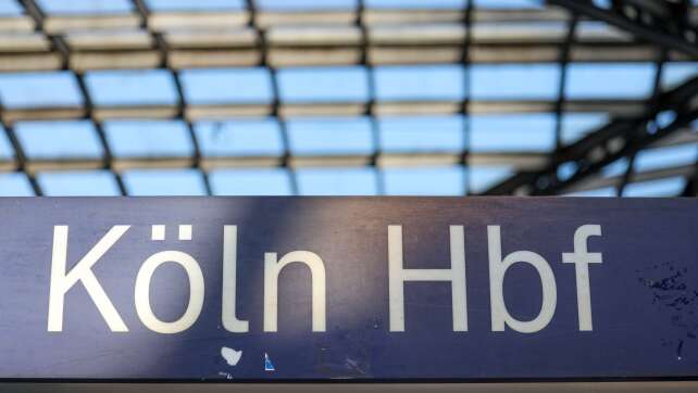 Zugverkehr am Kölner Hauptbahnhof weitgehend eingestellt