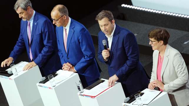 CDU, CSU und SPD unterzeichnen Koalitionsvertrag