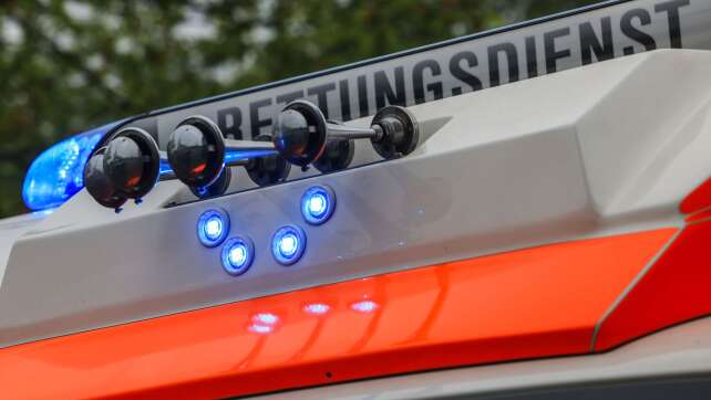 Vier Verletzte bei Kreuzungsunfall mit drei Autos