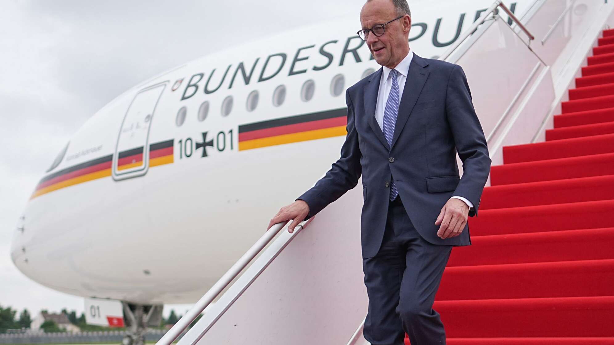 Bundeskanzler Merz reist nach Paris und Warschau