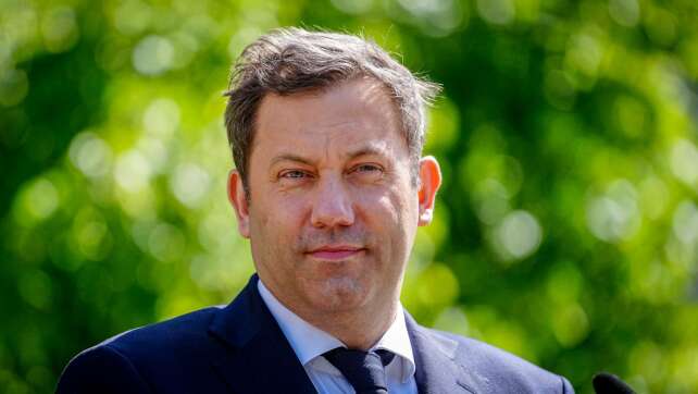 Klingbeil vor erster Parteitagsdebatte nach Regierungsstart