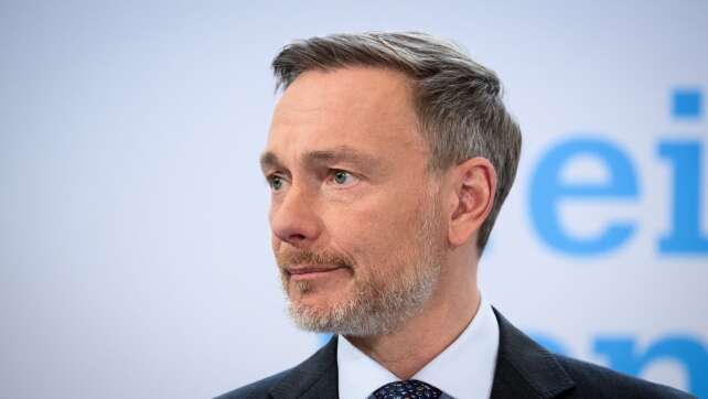 Lindner meldet sich zurück: Familie «Tag und Nacht»