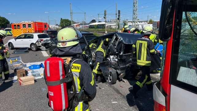 Ermittlungen nach Unfall eines Busses mit acht Verletzten