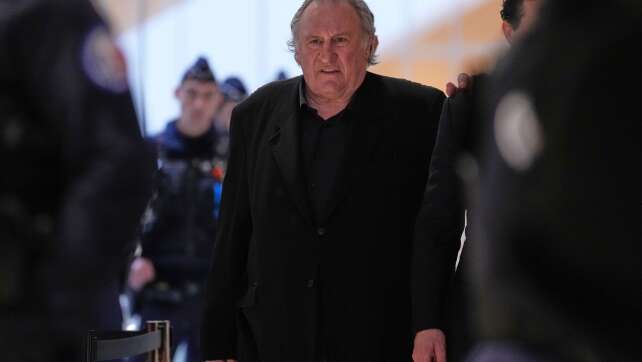 18 Monate auf Bewährung für Depardieu: Ein zu mildes Urteil?