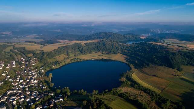 Forscher: In der Vulkaneifel gibt es mehr Maare als gedacht