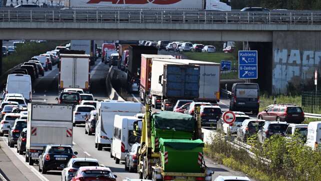 Volle Straßen zum Start ins Himmelfahrts-Wochenende