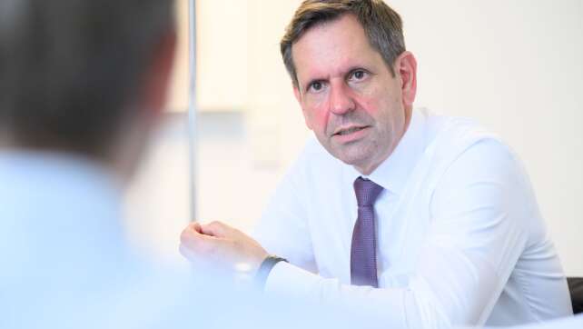 Regierungschef Lies: Milliarden schnell investieren