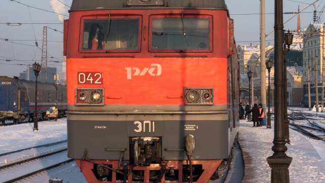 Zug entgleist nach Brückeneinsturz in Brjansk - drei Tote