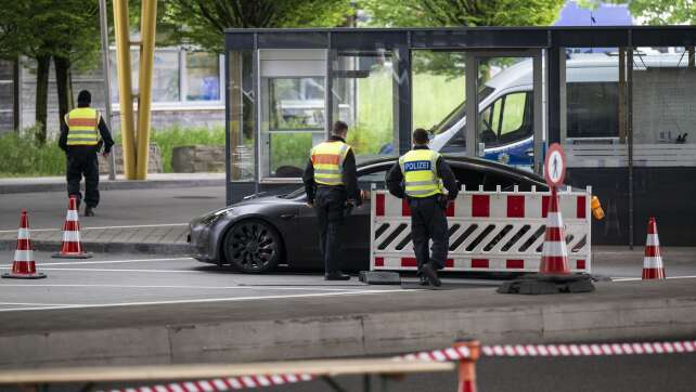Migrationsrechtler sieht bei Zurückweisungen offene Fragen