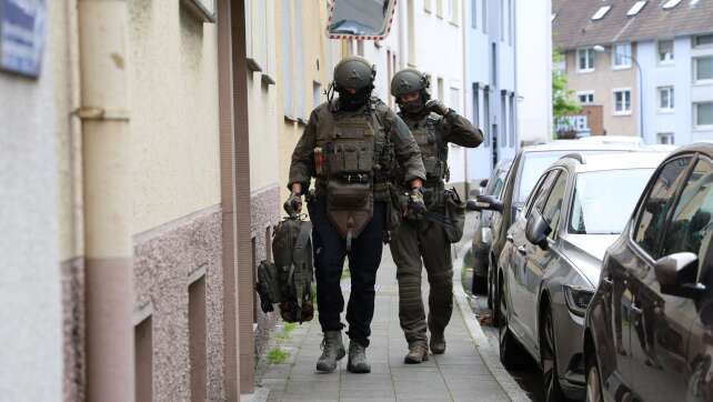 Mögliche Bedrohungslage - Wohnungsdurchsuchung in Remscheid