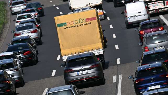 Viel Verkehr zum Start ins Pfingstwochenende erwartet
