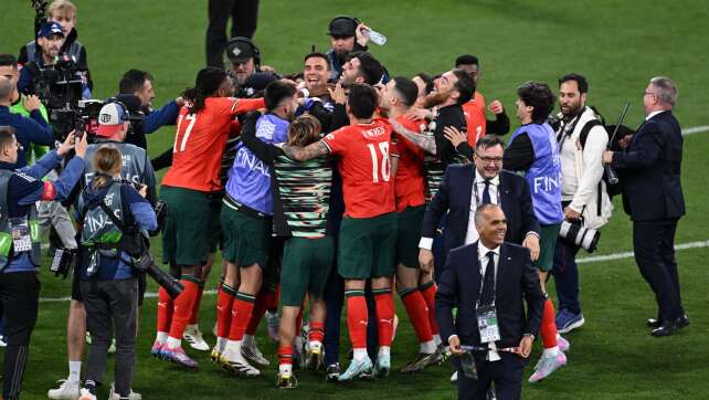Krimi lässt Ronaldo weinen: Portugal entthront Spanien