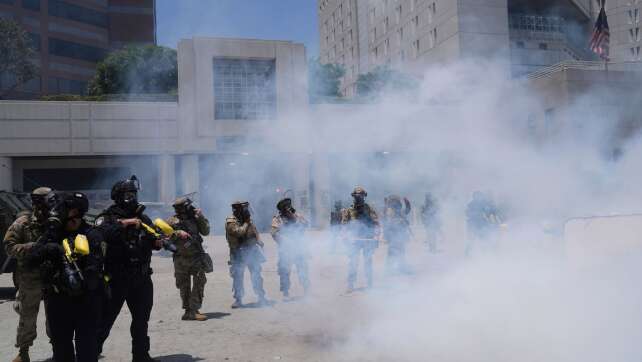 Soldaten in Los Angeles gehen gegen Demonstranten vor
