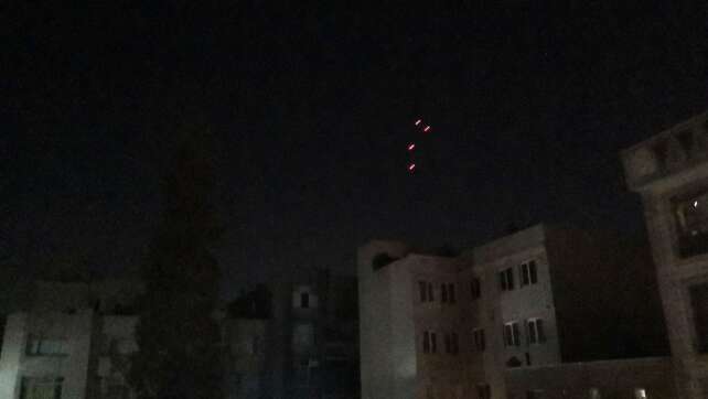 Explosionen in Teheran - Israel ruft Ausnahmezustand aus