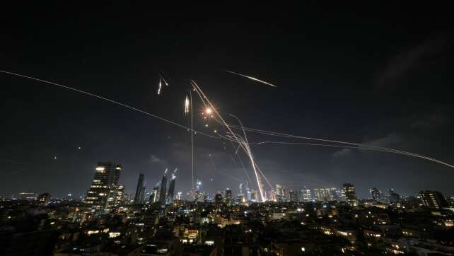 Eskalation in Nahost: Iranischer Gegenangriff auf Israel