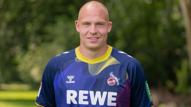 Ersatzkeeper Köbbing verlängert beim 1. FC Köln