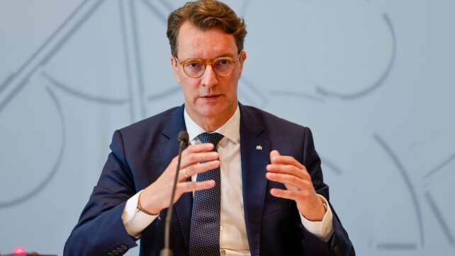 Wüst pocht bei Investitionsprogramm auf Kompensation