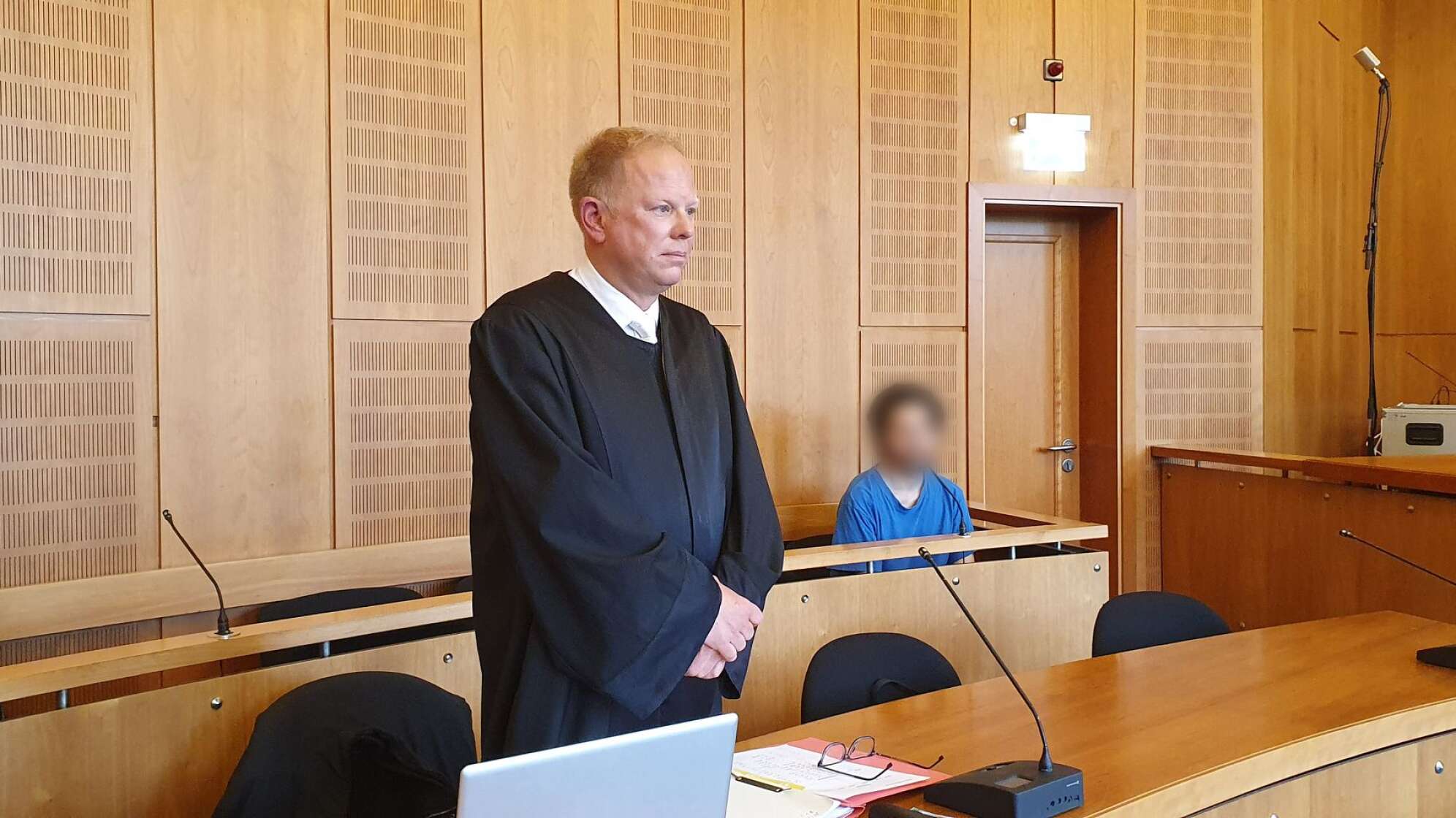 Prozess wegen Vorwurfs des sexuellen Missbrauchs von Kindern