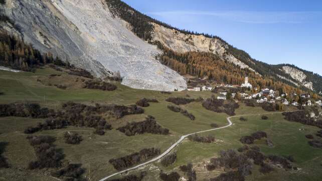 Geröll in Bewegung: Gefahr für Schweizer Dorf Brienz wächst