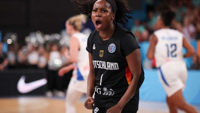 Zweiter Sieg: Basketballerinnen im EM-Viertelfinale