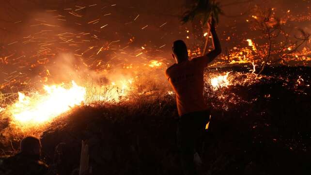 Brandbekämpfer auf Chios: «Mit allen Mitteln angreifen»