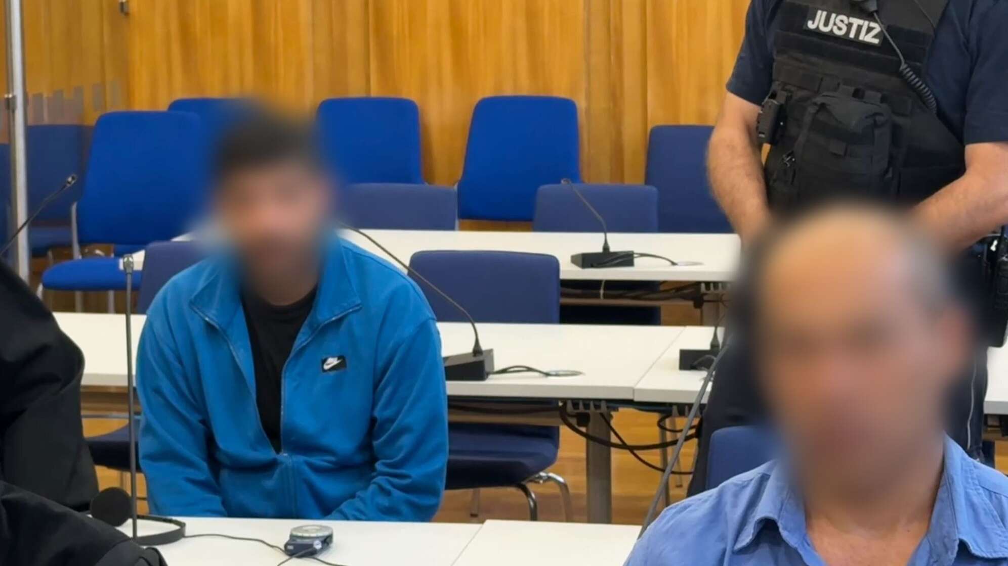 Beginn des Totschlagsprozesses gegen zwei Lastwagenfahrer