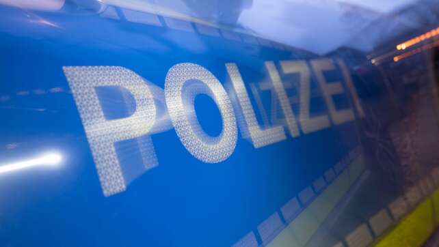 Toter mit Waffe in Hand entdeckt - Ehefrau in Lebensgefahr