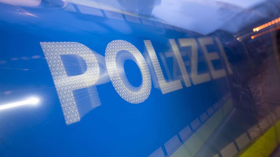Toter mit Waffe in Hand entdeckt - Ehefrau in Lebensgefahr