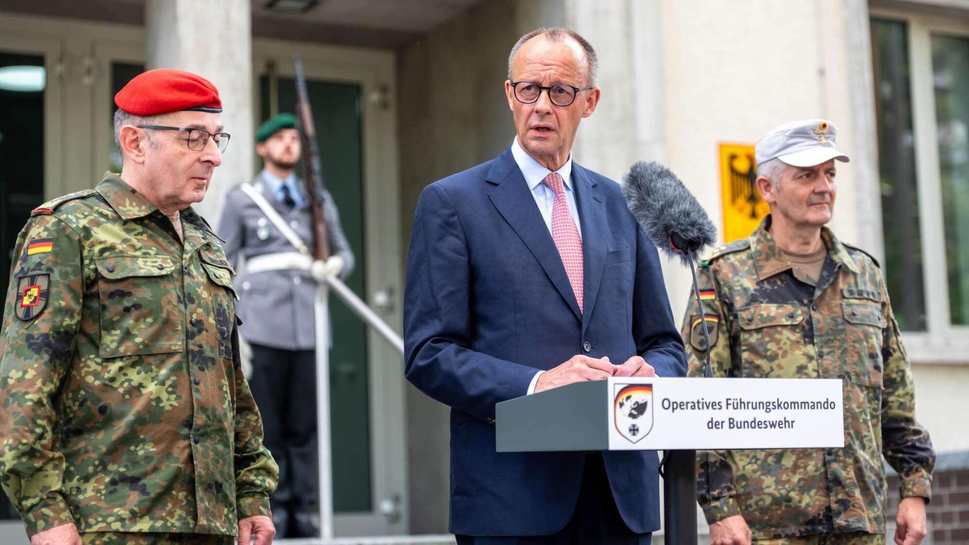 Kanzler Merz bei der Bundeswehr