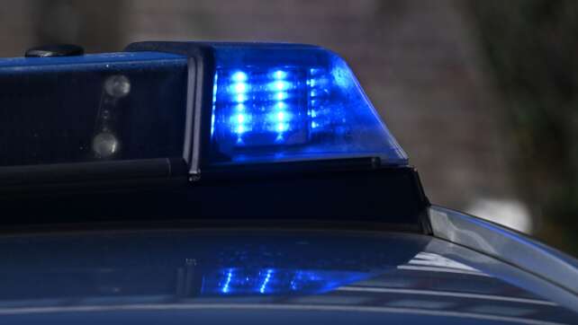 Betrunkener kehrt nach Unfallflucht zurück
