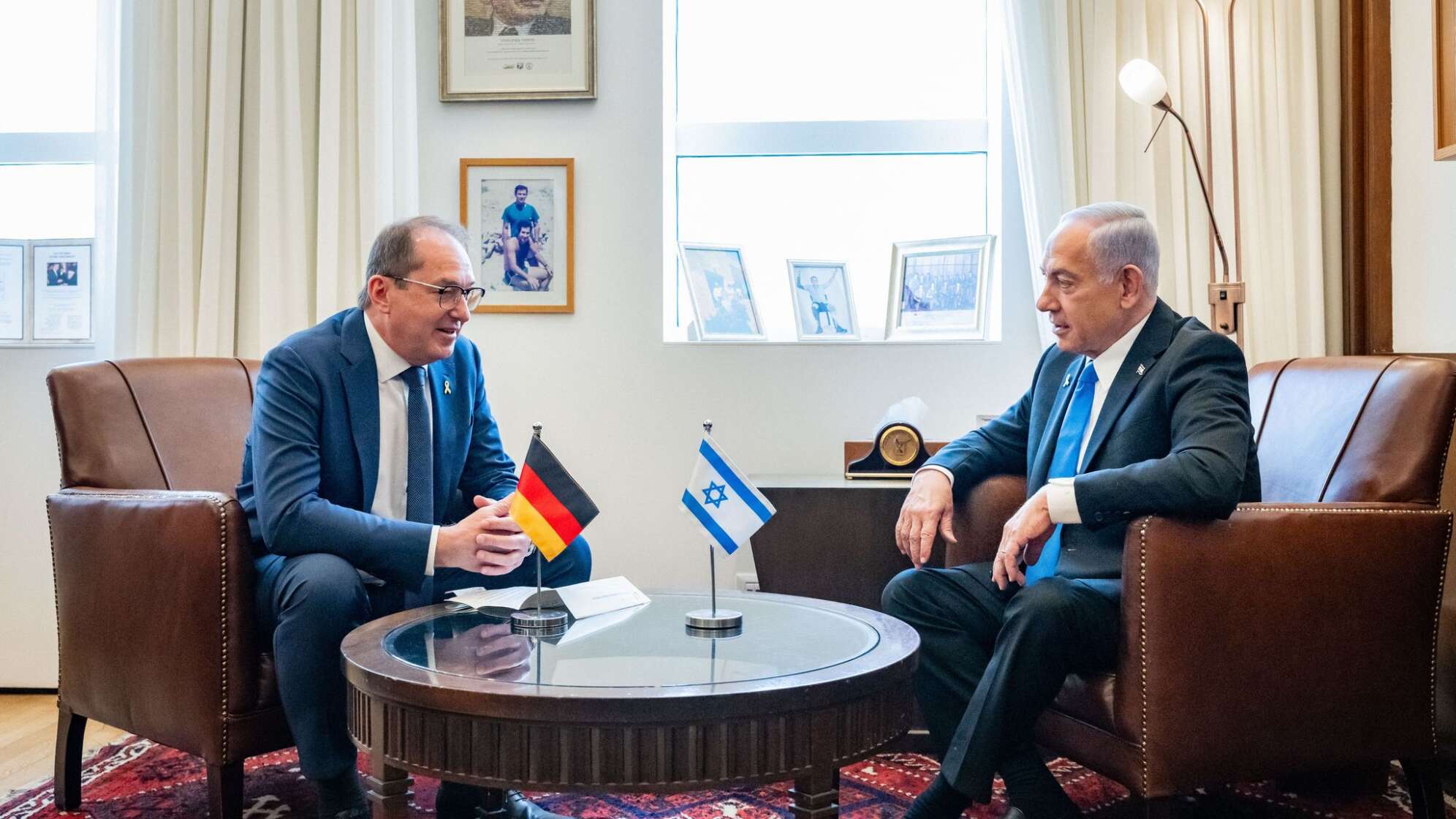 Dobrindt zu Überraschungsbesuch in Israel