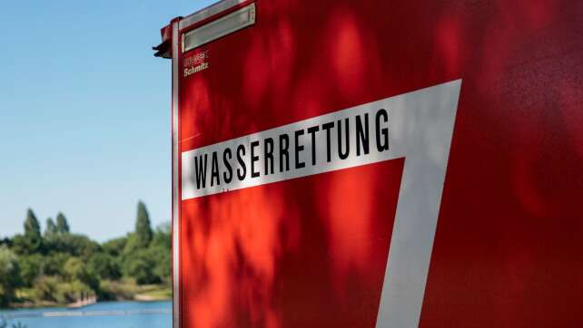 Suche nach Badeunfall - Mann tot aus See geborgen