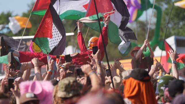 Nach Anti-Israel-Eklat bei Glastonbury: BBC gibt Fehler zu
