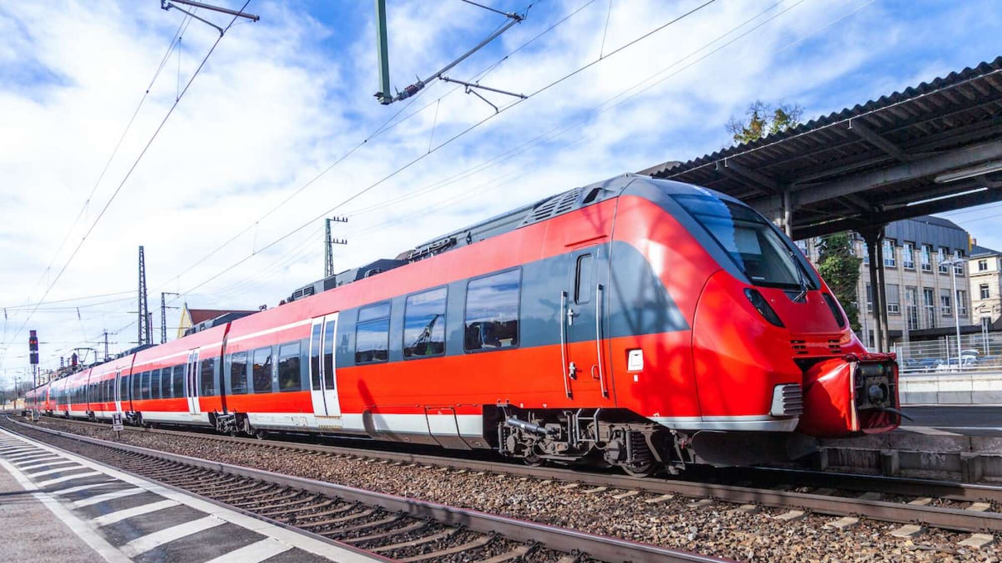 Zug in einem Bahnhof