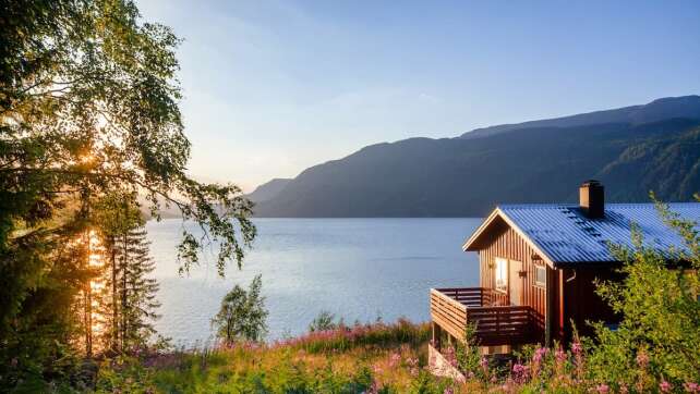 Urlaubsschwindel vermeiden: So schützt ihr euch vor Fake-Ferienhäuser mit Google als Werkzeug
