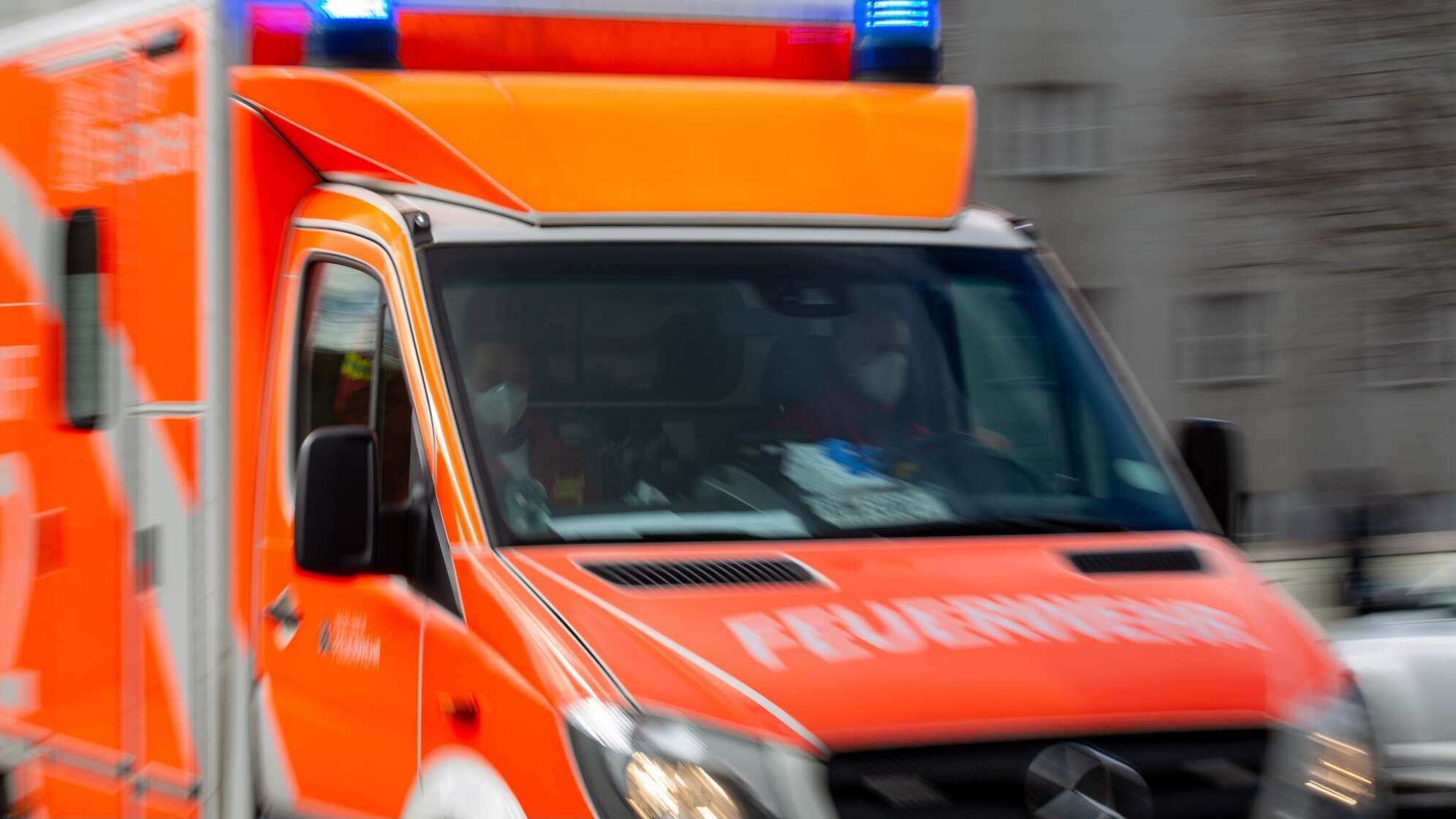 Krankenwagen mit Blaulicht