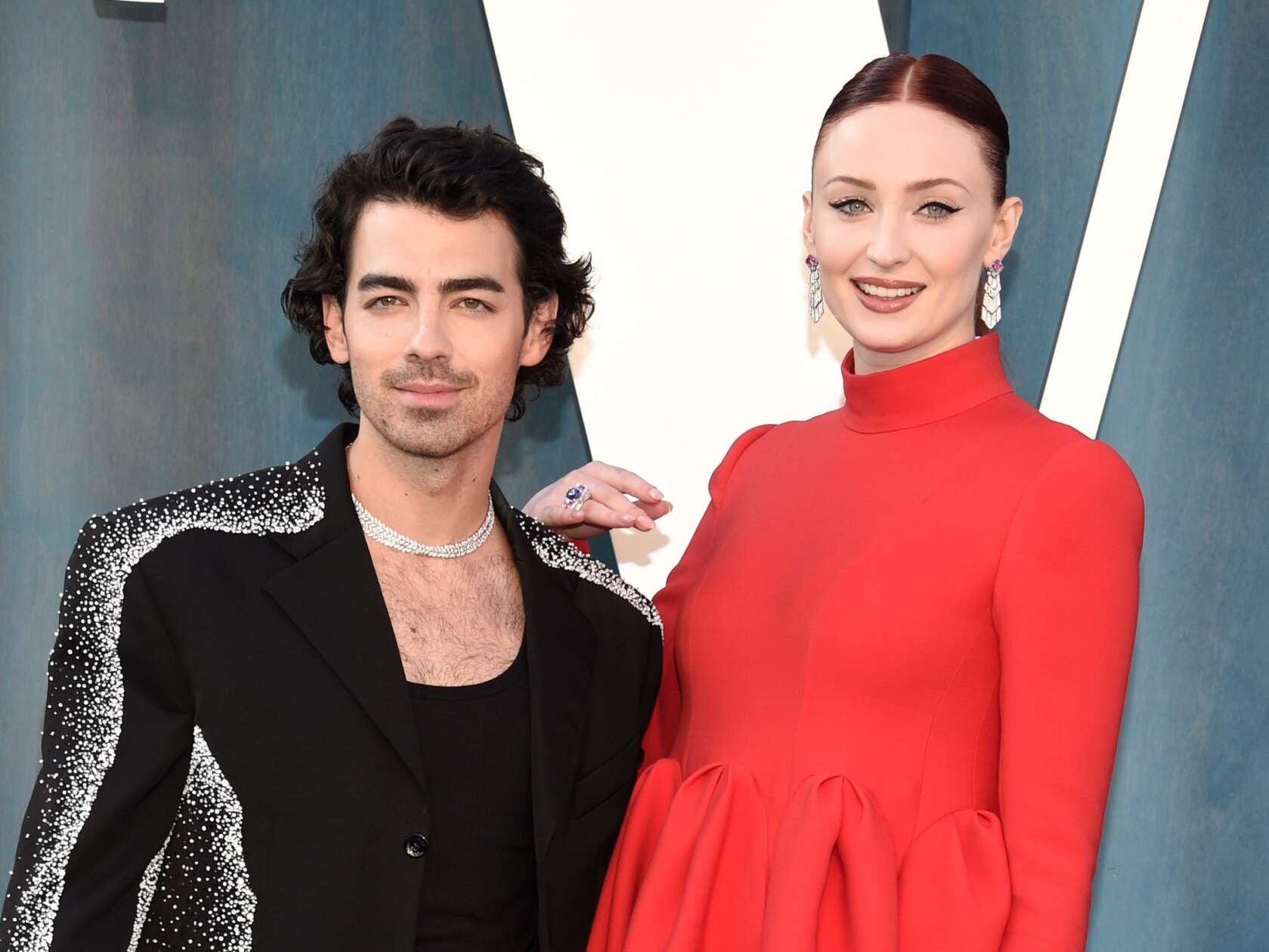 Game of Thrones Actress Sophie Turner Files Lawsuit Against Joe Jonas for Return of Their Children