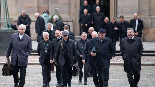 Missbrauch, Reformstau, AfD: Katholische Bischöfe beraten