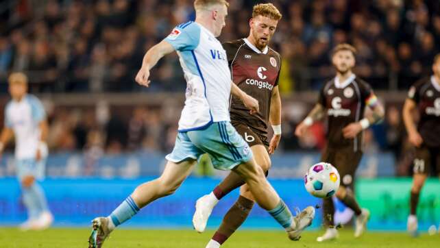 Nach Niederlage: Schalker Fans attackieren St. Pauli-Ordner