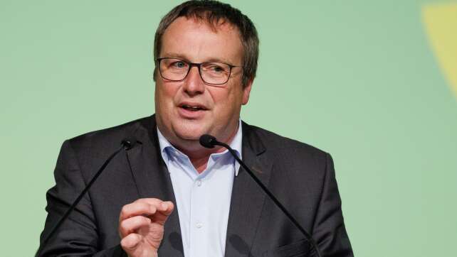 Verkehrsminister warnt vor Aus des Deutschlandtickets