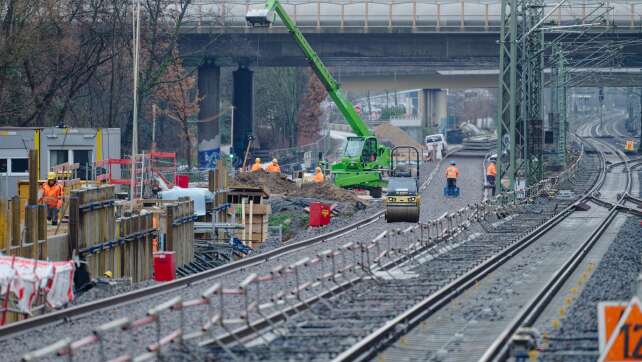 Züge zwischen Düsseldorf-Köln rollen wieder